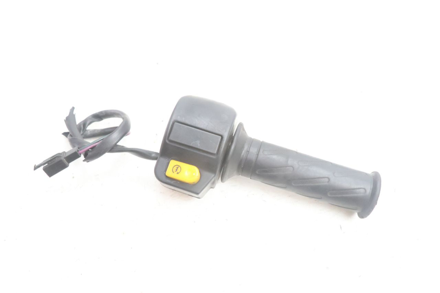 photo de COMMODO DROIT PEUGEOT KISBEE 4T 50 (2010 - 2017) - Vue principale