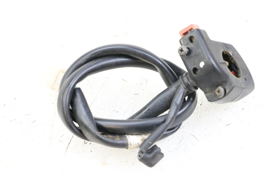 photo de COMMODO DROIT KYMCO STRYKER OFF ROAD 125 (1999 - 2005) - Zoom état d’usage