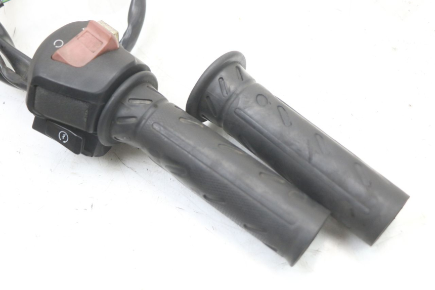 photo de COMMODO DROIT KYMCO X-TOWN XTOWN 125 (2016 - 2021) - Zoom état d’usage