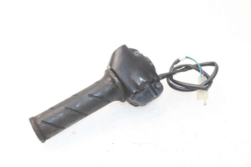 photo de COMMODO DROIT PEUGEOT LUDIX 50 (2008 - 2017) - Autre angle de vue