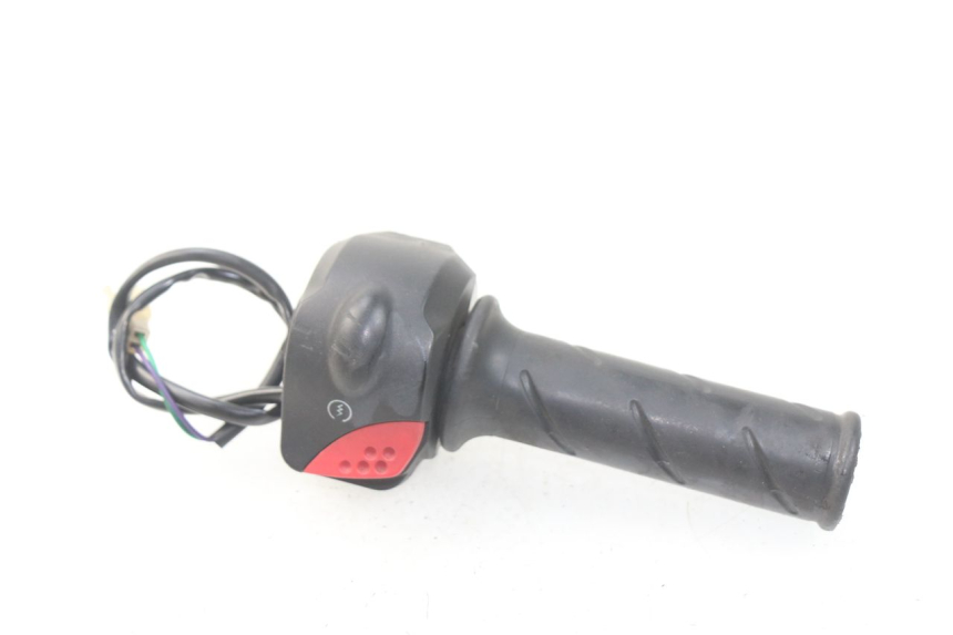 photo de COMMODO DROIT PEUGEOT LUDIX 50 (2008 - 2017) - Vue principale