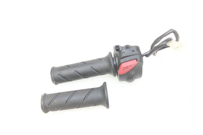 photo de COMMODO DROIT PEUGEOT LUDIX 50 (2008 - 2017) - Détail de la pièce