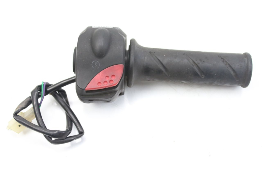 photo de COMMODO DROIT PEUGEOT LUDIX 50 (2008 - 2017) - Vue principale