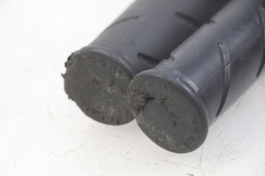 photo de COMMODO DROIT PEUGEOT LUDIX 50 (2008 - 2017) - Vue d’ensemble