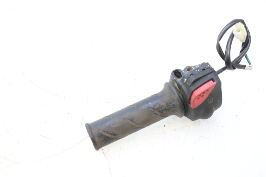 photo de COMMODO DROIT PEUGEOT LUDIX ONE 50 (2004 - 2013) - Vue d’ensemble