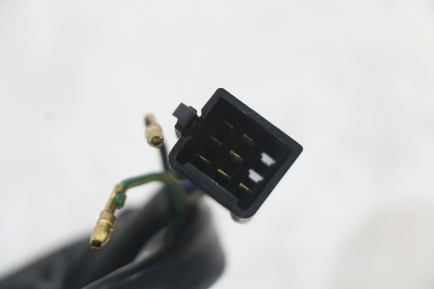 photo de COMMODO DROIT SYM MIO 50 (2011 - 2017) - Détails caractéristiques