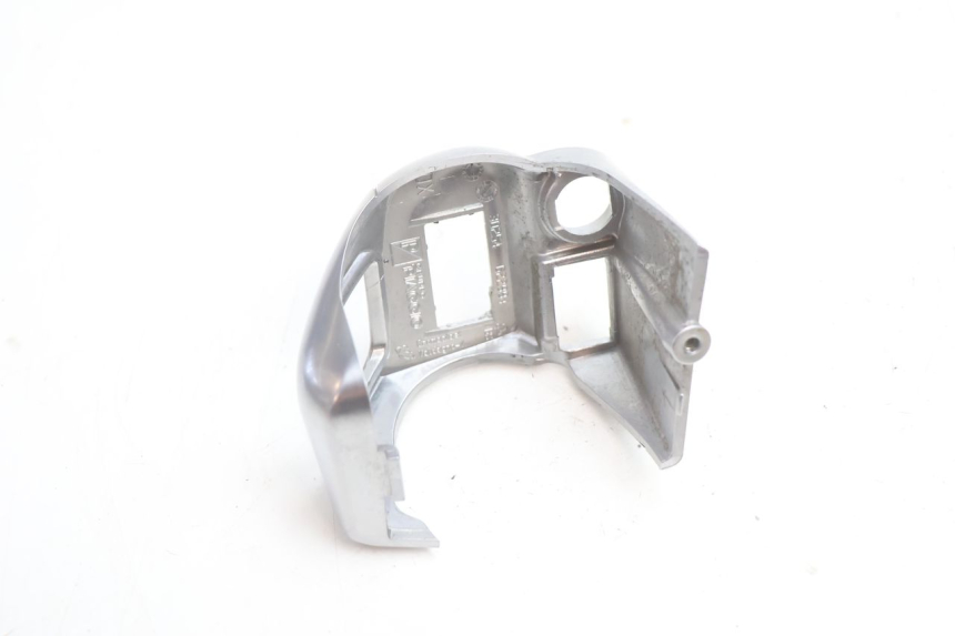 photo de COMMODO DROIT PIAGGIO MP3 LT 400 (2007 - 2012) - Autre angle de vue