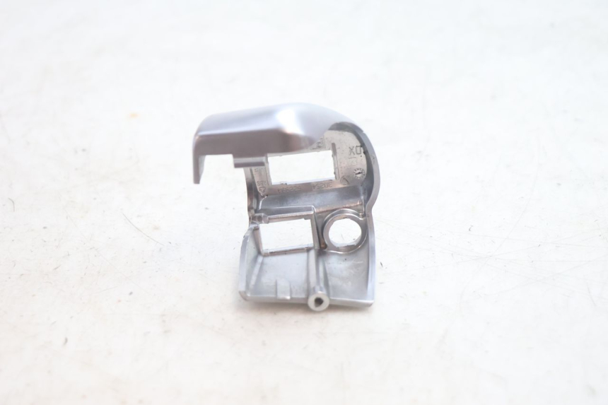 photo de COMMODO DROIT PIAGGIO MP3 125 (2006 - 2014) - Autre angle de vue