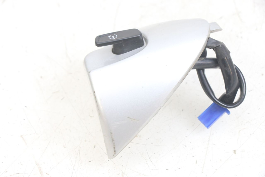 photo de COMMODO DROIT YAMAHA NEOS NEO'S 4T 50 (2008 - 2016) - Autre angle de vue