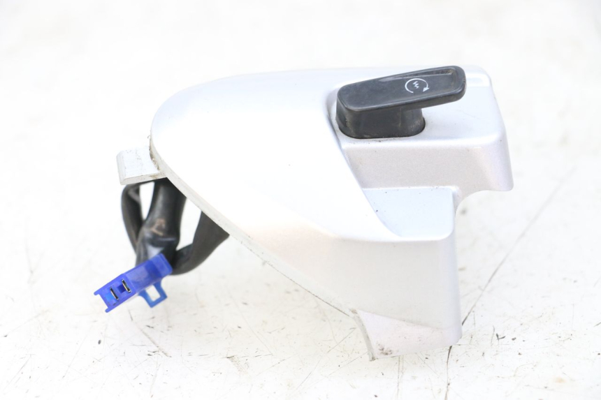 photo de COMMODO DROIT YAMAHA NEOS NEO'S 4T 50 (2008 - 2016) - Vue d’ensemble