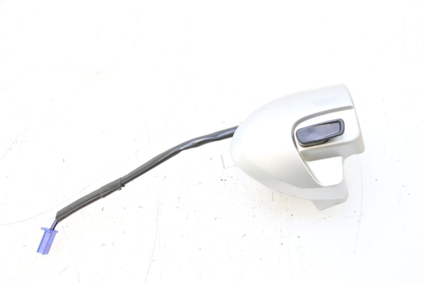 photo de COMMODO DROIT YAMAHA NEOS NEO'S 4T 50 (2008 - 2016) - Vue principale