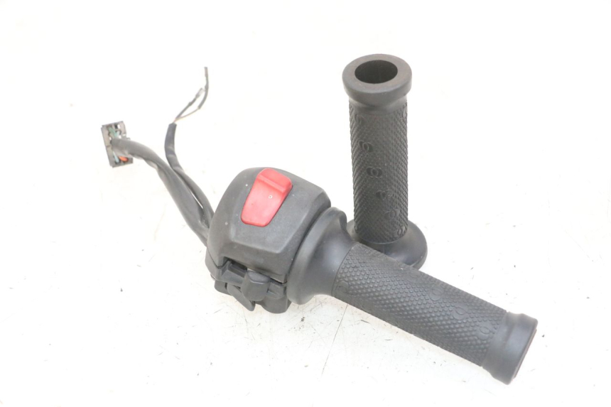 photo de COMMODO DROIT GILERA NEXUS 125 (2009 - 2013) - Vue principale