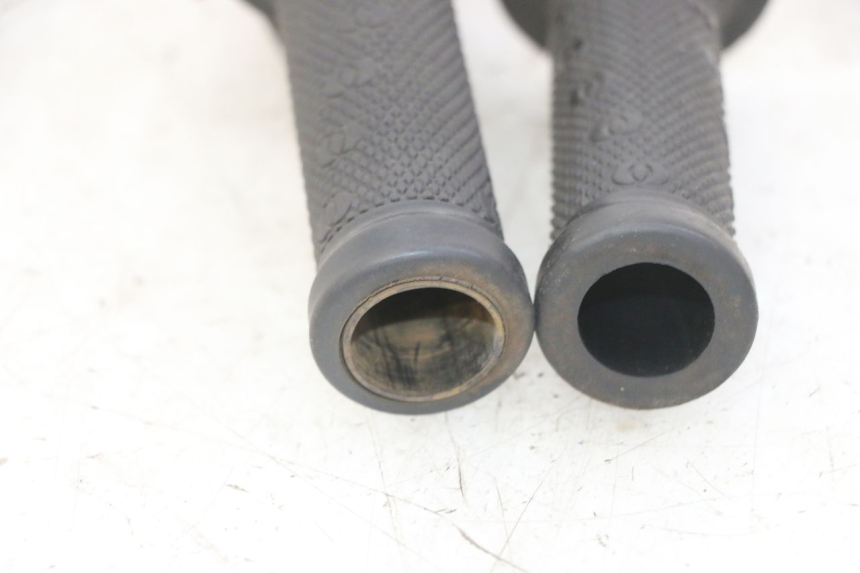 photo de COMMODO DROIT GILERA NEXUS 125 (2009 - 2013) - Points de fixation