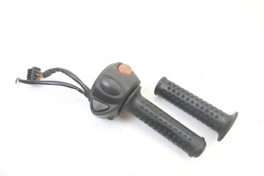 photo de COMMODO DROIT GILERA NEXUS 125 (2009 - 2013) - Vue principale