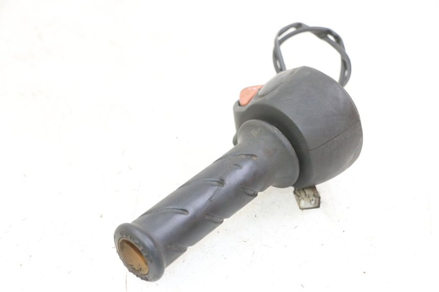 photo de COMMODO DROIT PEUGEOT CITYSTAR 50 (2013 - 2017) - Détail de la pièce