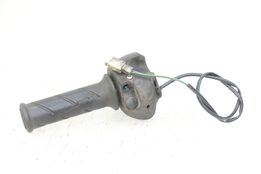 photo de COMMODO DROIT PEUGEOT CITYSTAR 50 (2013 - 2017) - Autre angle de vue