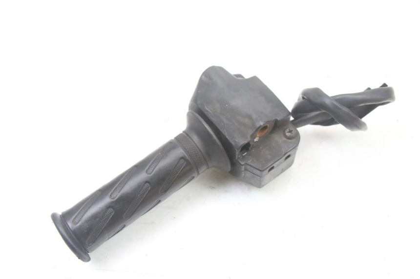 photo de COMMODO DROIT PEUGEOT KISBEE 2T 50 (2010 - 2017) - Autre angle de vue