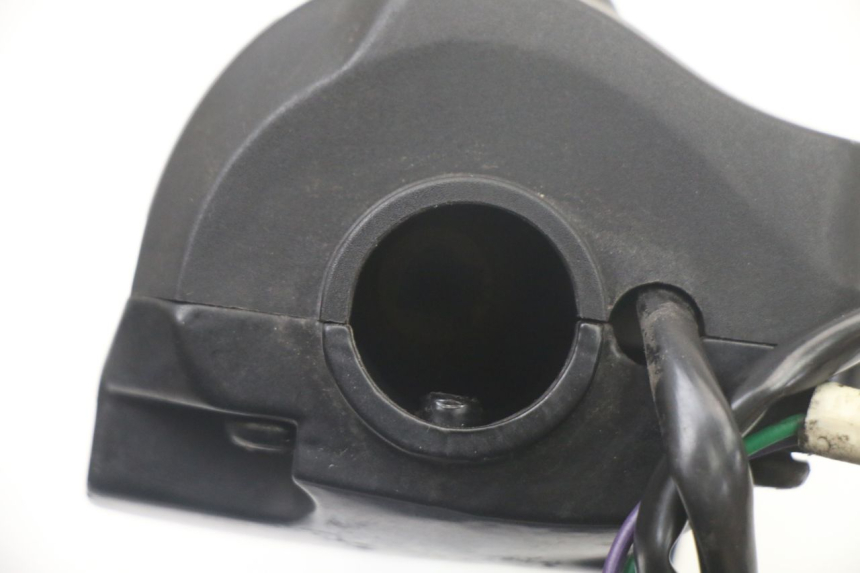 photo de COMMODO DROIT PEUGEOT TREKKER TKR 50 (2005 - 2014) - Vue d’ensemble