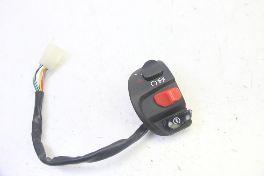 photo de COMMODO DROIT EFUN PUSA 1 - Vue principale