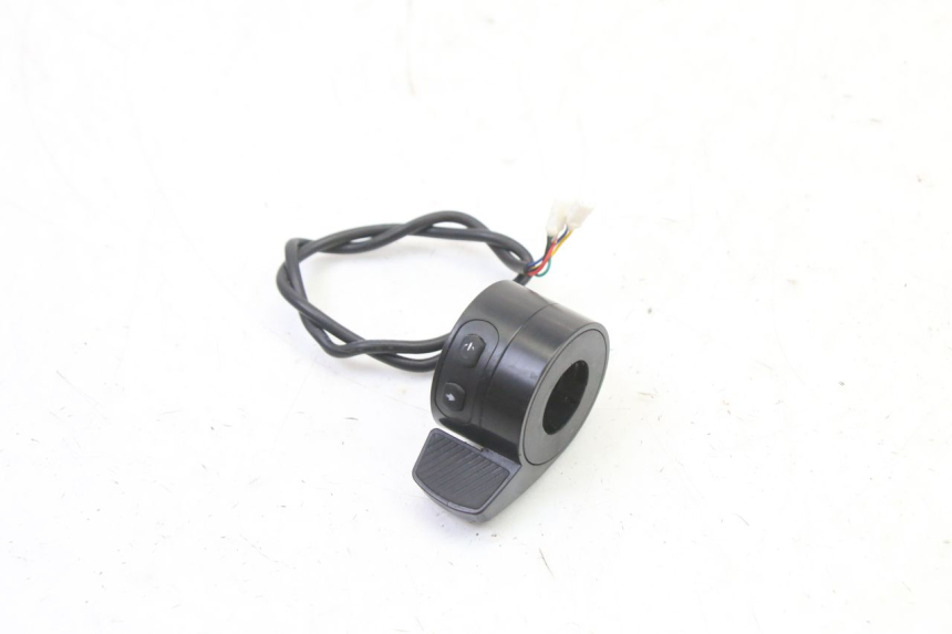 photo de COMMODO DROIT PUNK ELECTRIC RIDER 1 - Vue principale