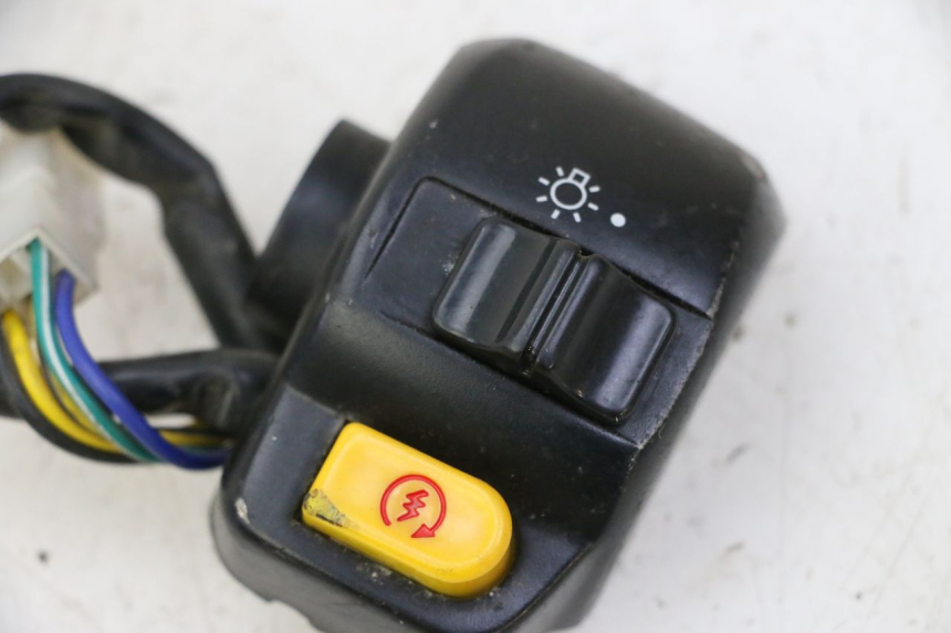 photo de COMMODO DROIT PGO RODOSHOW 2T 50 (2003 - 2007) - Détail de la pièce