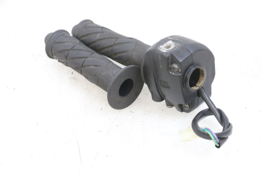 photo de COMMODO DROIT TNT MOTOR ROMA 10' 4T 50 (2019 - 2022) - Vue d’ensemble