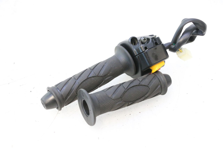 photo de COMMODO DROIT TNT MOTOR ROMA 12' 2T 50 (2007 - 2018) - Autre angle de vue