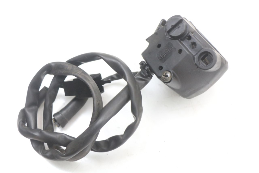 photo de COMMODO DROIT APRILIA RS 50 (2006 - 2010) - Vue d’ensemble