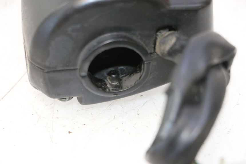 photo de COMMODO DROIT KEEWAY RY6 2T 50 (2011 - 2019) - Autre angle de vue