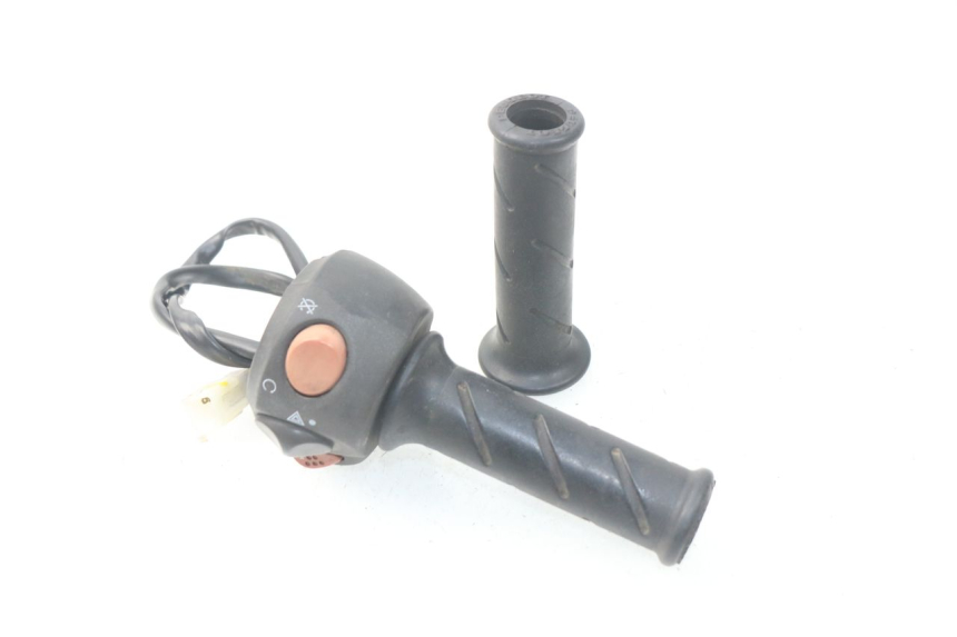 photo de COMMODO DROIT PEUGEOT SATELIS 300 (2012 - 2015) - Vue principale