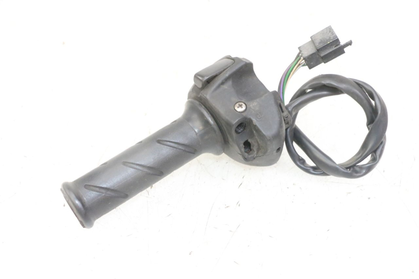 photo de COMMODO DROIT PEUGEOT SATELIS 125 (2013 - 2018) - Vue d’ensemble