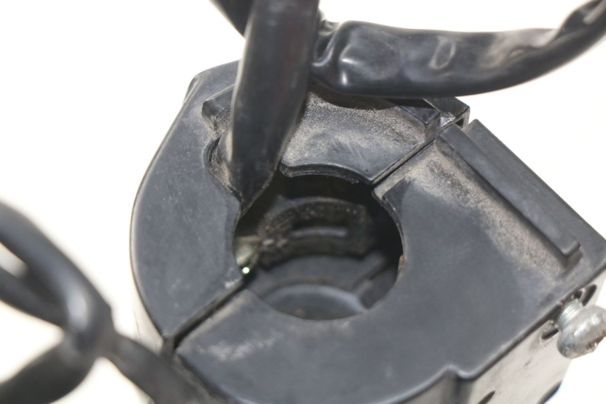 photo de COMMODO DROIT PEUGEOT SC 50 (1988 - 1992) - Détail de la pièce