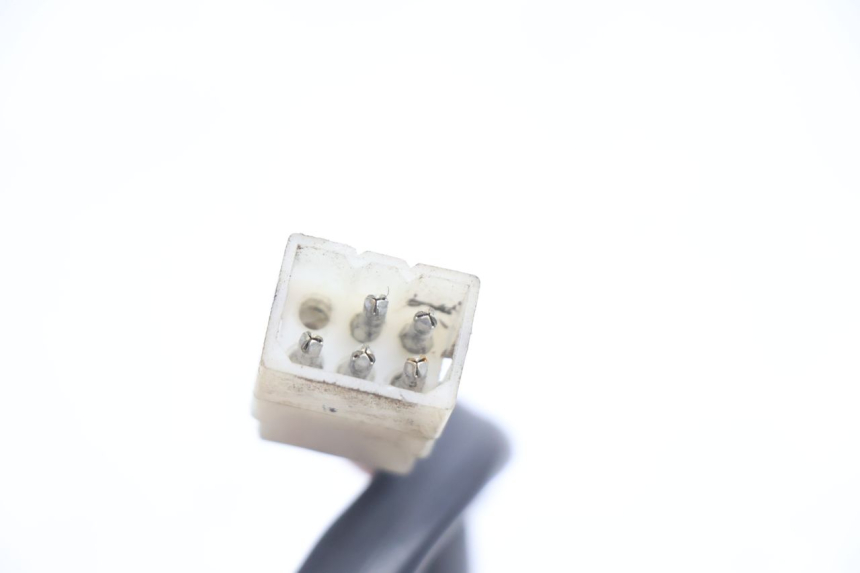 photo de COMMODO DROIT PEUGEOT SPEEDFIGHT LC 50 (1996 - 2002) - État de surface