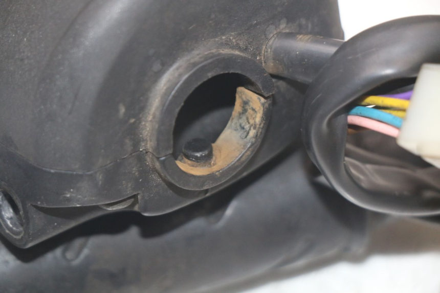 photo de COMMODO DROIT PEUGEOT SPEEDFIGHT 100 (1997 - 2007) - Pièce contrôlée