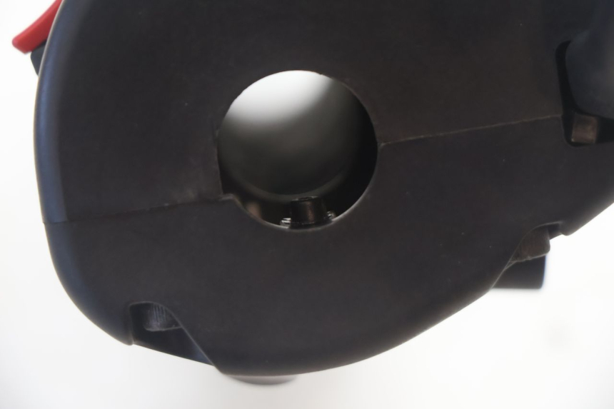photo de COMMODO DROIT CAN-AM SPYDER RS 1000 (2008 - 2012) - État de surface