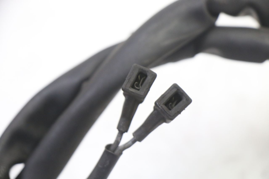 photo de COMMODO DROIT HONDA ST PAN EUROPEAN 1300 (2002 - 2013) - Points de fixation