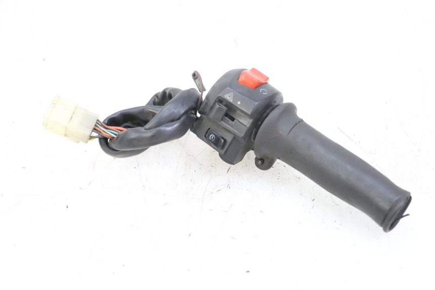 photo de COMMODO DROIT SUZUKI BURGMAN 125 (2015 - 2017) - Vue principale