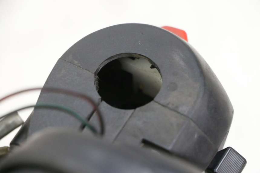 photo de COMMODO DROIT SUZUKI BURGMAN 125 (2015 - 2017) - Zoom état d’usage