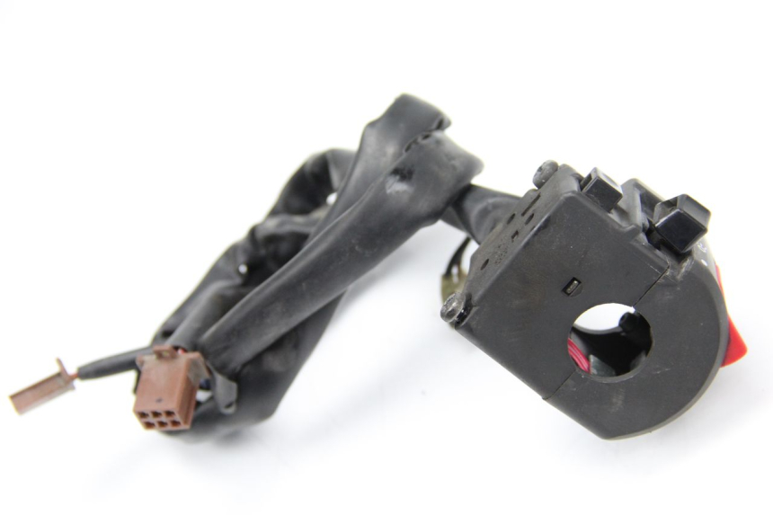 photo de COMMODO DROIT YAMAHA TDM ABS 900 (2002 - 2014) - Gros plan technique