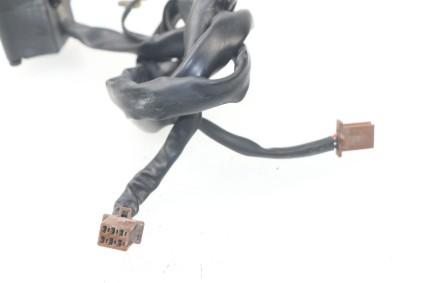 photo de COMMODO DROIT YAMAHA TDM ABS 900 (2002 - 2014) - Autre angle de vue