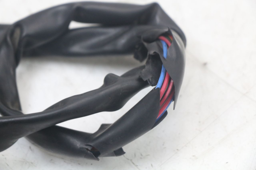 photo de COMMODO DROIT YAMAHA TDM ABS 900 (2002 - 2014) - Vue d’ensemble