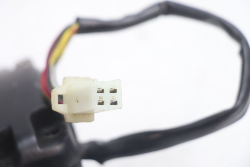 photo de COMMODO DROIT PEUGEOT V-CLIC VCLIC 50 (2007 - 2013) - État de surface