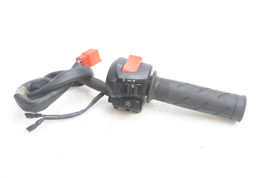 photo de COMMODO DROIT HONDA VFR FI RC46 800 (1998 - 2001) - Vue principale