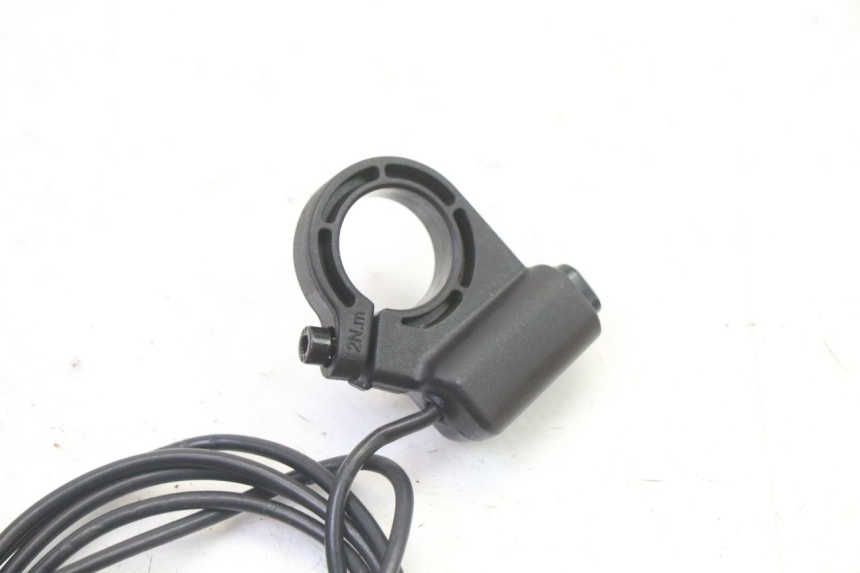 photo de COMMODO DROIT DUALTRON VICTOR LIMITED 1 - Autre angle de vue