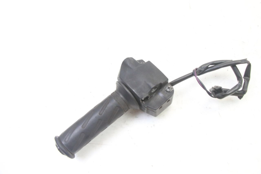 photo de COMMODO DROIT PEUGEOT VIVACITY NEW 2T 50 (2008 - 2017) - Gros plan technique