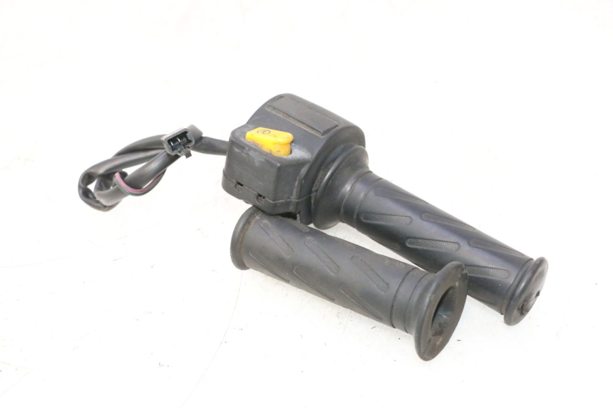photo de COMMODO DROIT PEUGEOT VIVACITY NEW 2T 50 (2008 - 2017) - Détail de la pièce