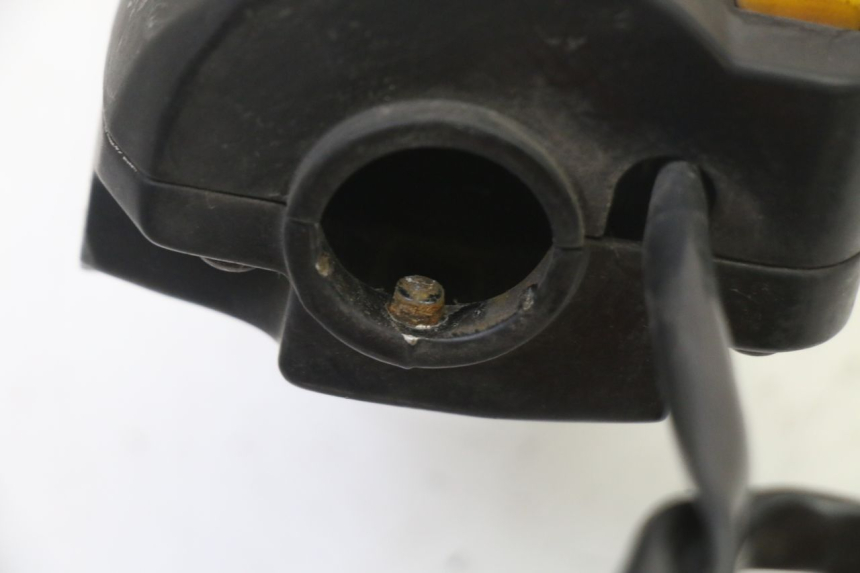 photo de COMMODO DROIT PEUGEOT VIVACITY NEW 4T 50 (2008 - 2017) - Vue d’ensemble