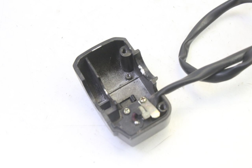 photo de COMMODO DROIT PEUGEOT VIVACITY NEW 4T 50 (2008 - 2017) - Gros plan technique