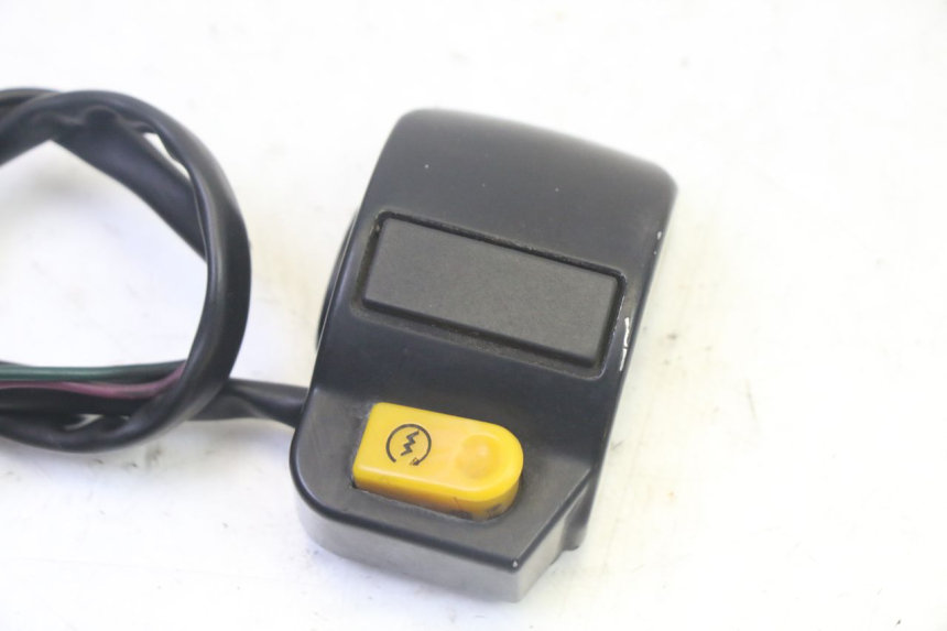 photo de COMMODO DROIT PEUGEOT VIVACITY NEW 4T 50 (2008 - 2017) - Détail de la pièce