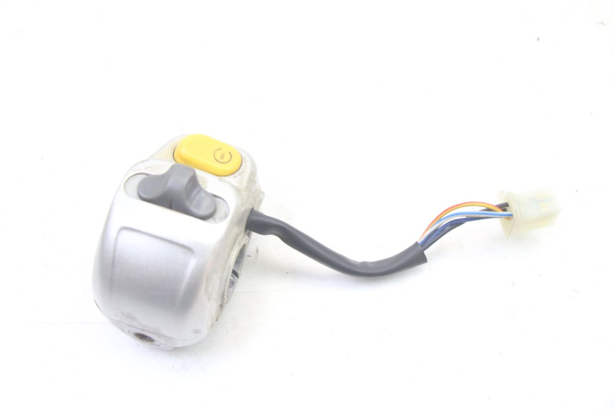 photo de COMMODO DROIT YAMAHA WHY 50 (1998 - 2000) - Points de fixation